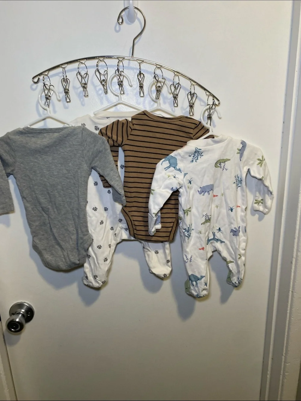 Carters set four